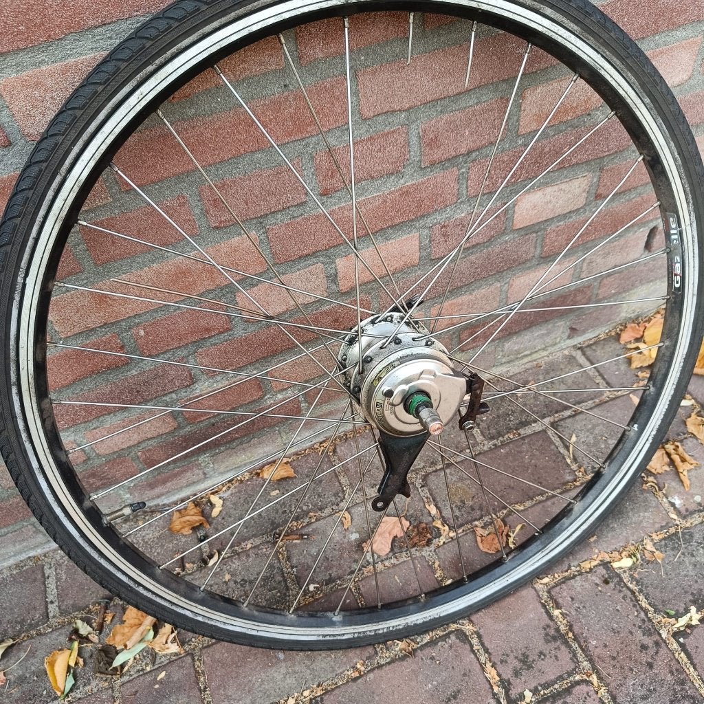 gevraagd: fietswiel  met Nexus naaf, Ophalen, Gebruikt, Shimano, Aluminium
