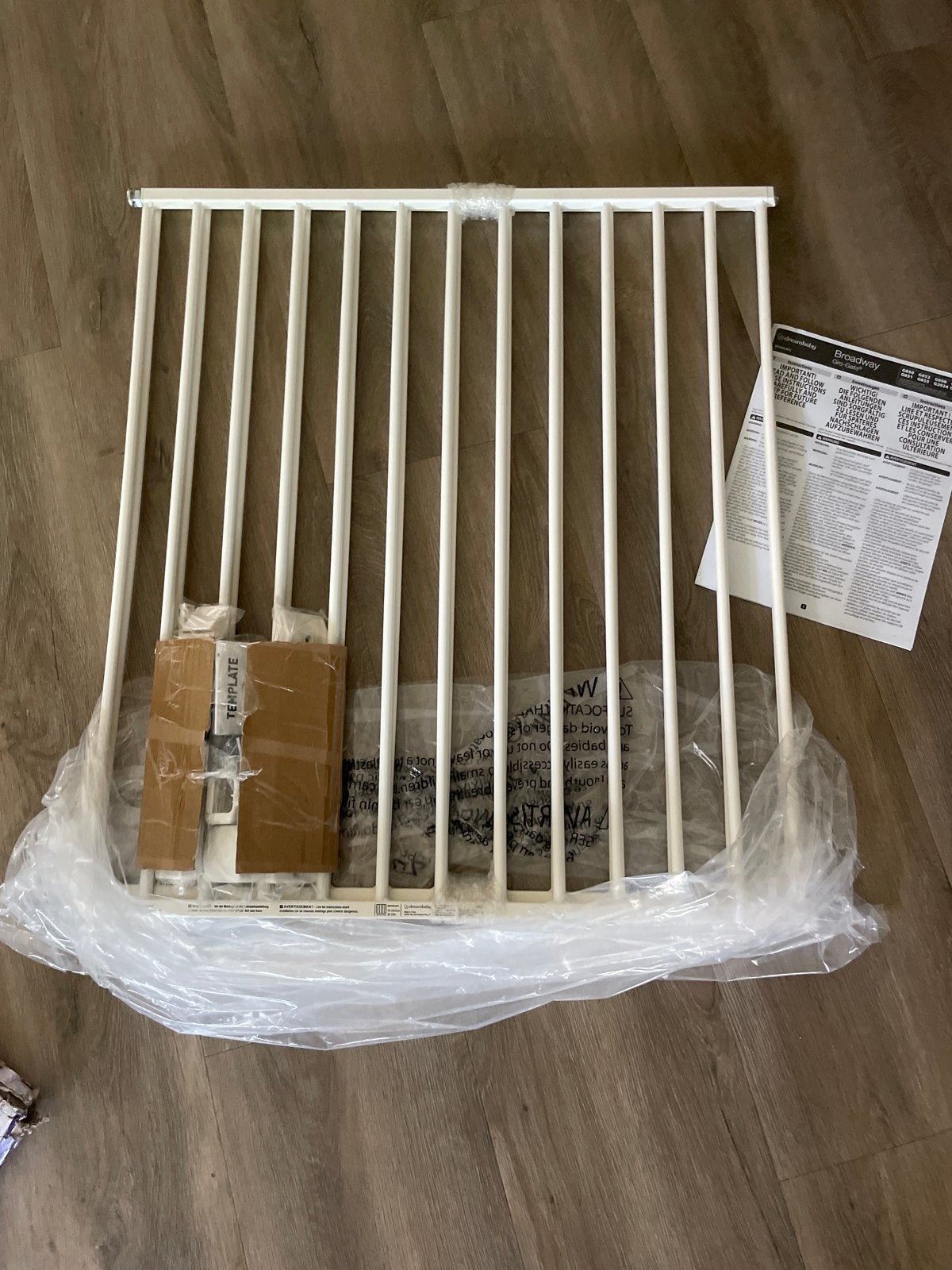 Dreambaby Broadway Xtra-Wide Veiligheidshek 76-134,5cm, Ophalen, Nieuw, 115 cm of meer, Metaal of IJzer