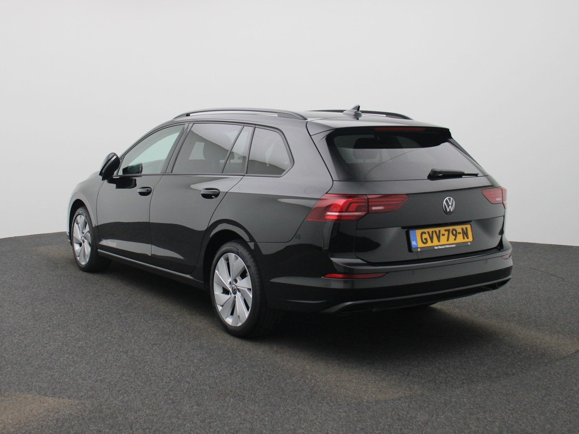 Volkswagen Golf Variant 1.5 eTSI Life Edition Automaat | Nav, 12 maanden, 4 cilinders, 116 pk, Zwart