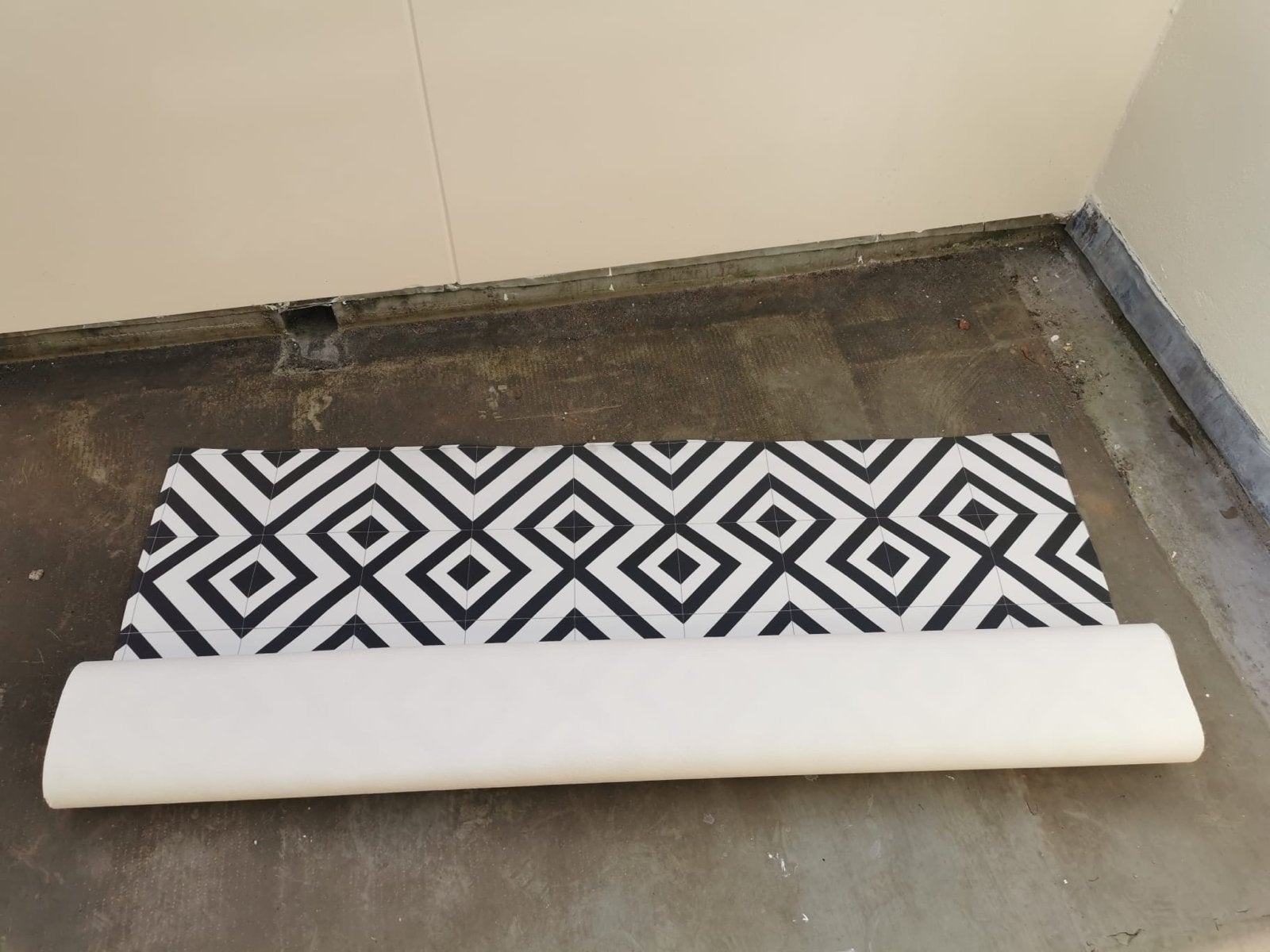 Zeil voor in de keuken, zwart-wit patroon, Doe-het-zelf en Verbouw, Ophalen, Nieuw, 5 tot 10 m², Zeil
