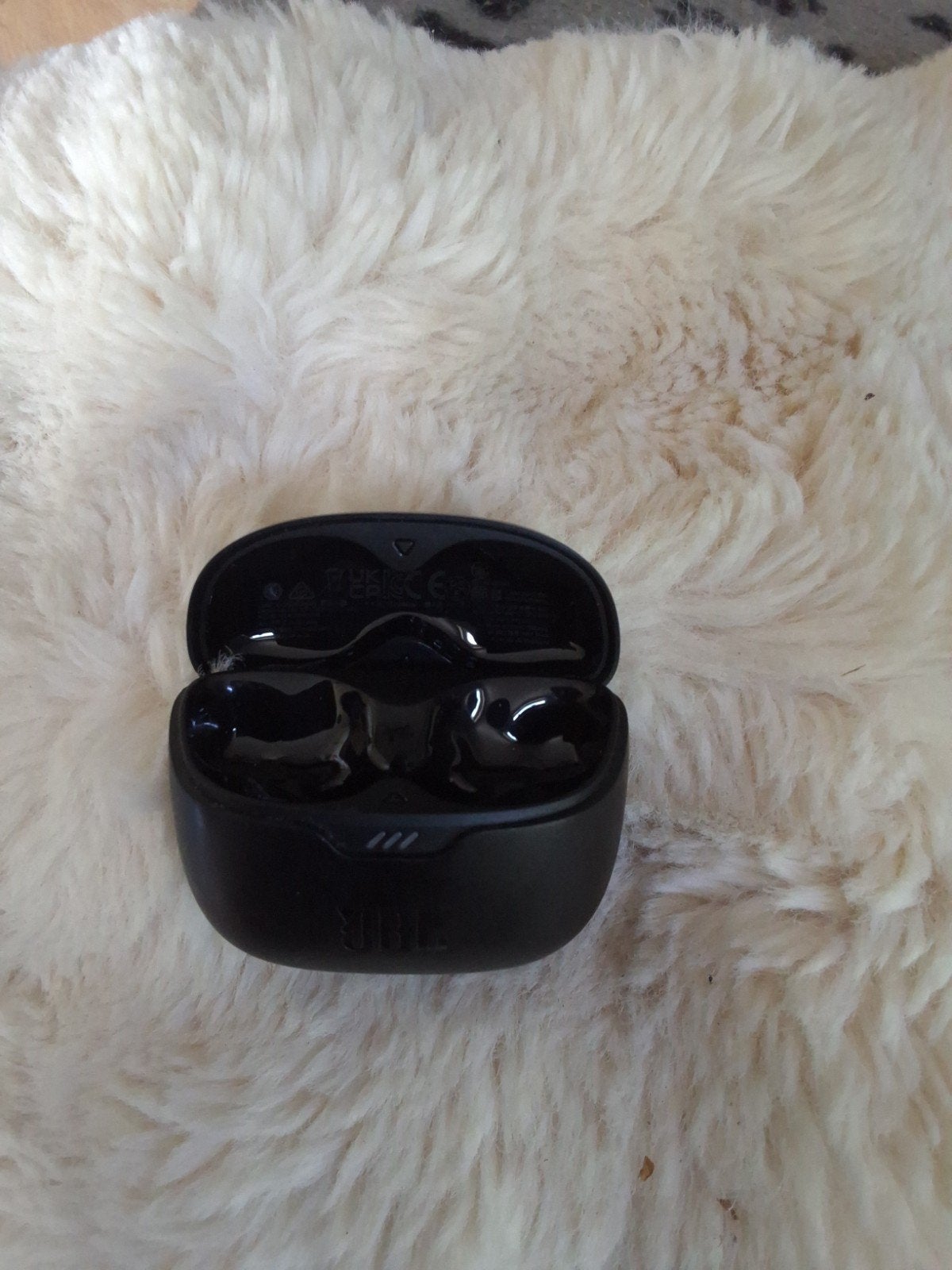 JBL Tune Draadloze Oordopjes Oplaadcase Zwart, In-ear, Gebruikt, JBL, Ophalen of Verzenden