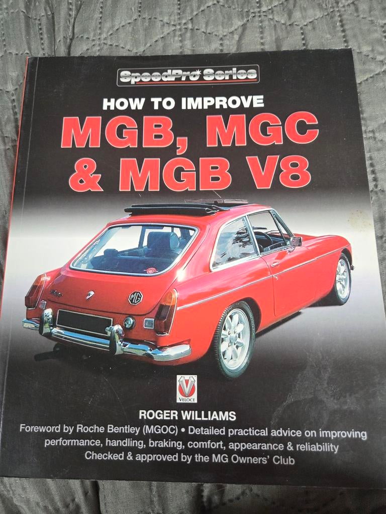 Boek: How to Improve MGB, MGC & MGB V8, Ophalen of Verzenden, Zo goed als nieuw, Overige merken, Roger Williams