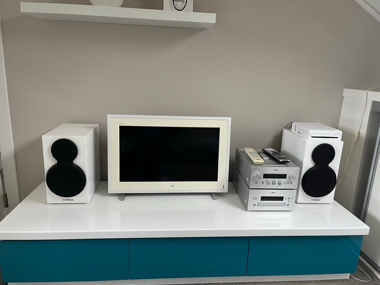 Sony TV & Yamaha Stereo met speakers (incl. CD's), Audio, Tv en Foto, Ophalen, Gebruikt, Losse componenten, Sony