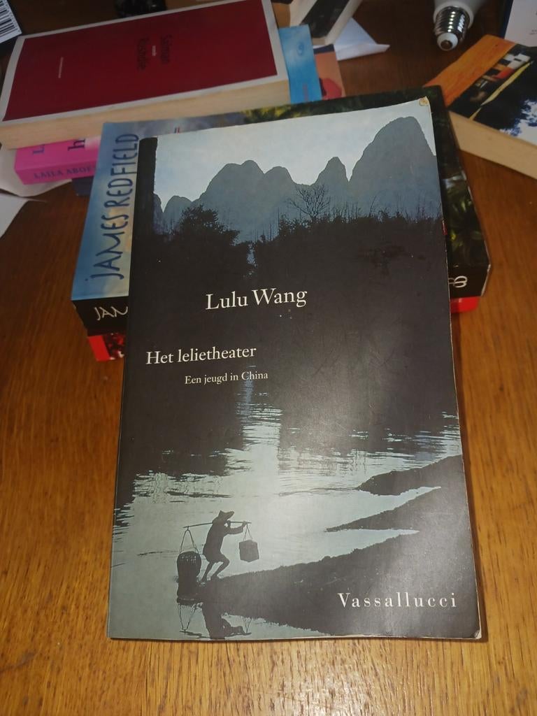 Het lelietheater, Ophalen of Verzenden, Gelezen, Lulu Wang
