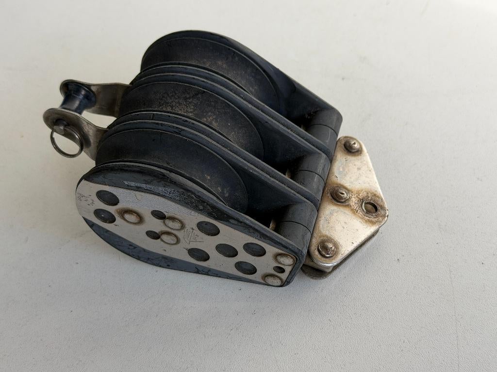 Sail Speed 3 schijfs blok 55 mm met hondsvot 12 mm lijn, Watersport en Boten, Accessoires en Onderhoud, Ophalen of Verzenden, Gebruikt