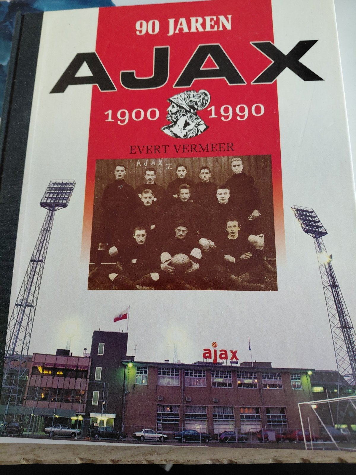 90 Jaren Ajax 1900-1990 - Evert Vermeer, Ophalen of Verzenden, Gelezen, Evert Vermeer, Balsport