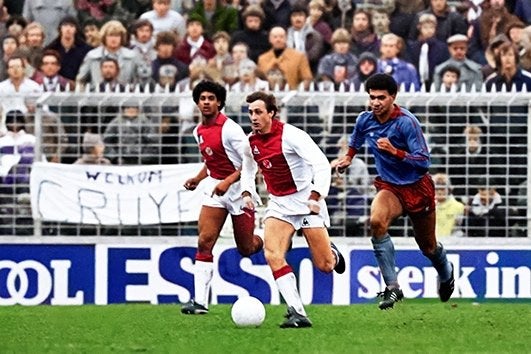Org foto 20x30cm Cruijff-Gullit-Rijkaard Ajax-H'lem 06-12-81, Verzamelen, Verzenden, Nieuw, Ajax, Poster, Plaatje of Sticker