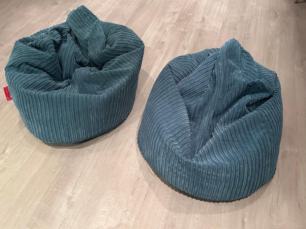 Gaming zitzak merk Loungepug, 2 stuks., Huis en Inrichting, Zitzakken, Ophalen, Zo goed als nieuw, Blauw, Zitzakstoel