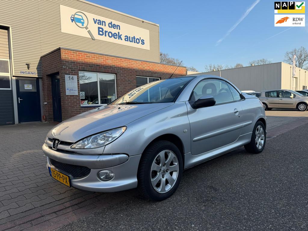 Peugeot 206 CC 1.6-16V, Voorwielaandrijving, Stof, Gebruikt, Zwart