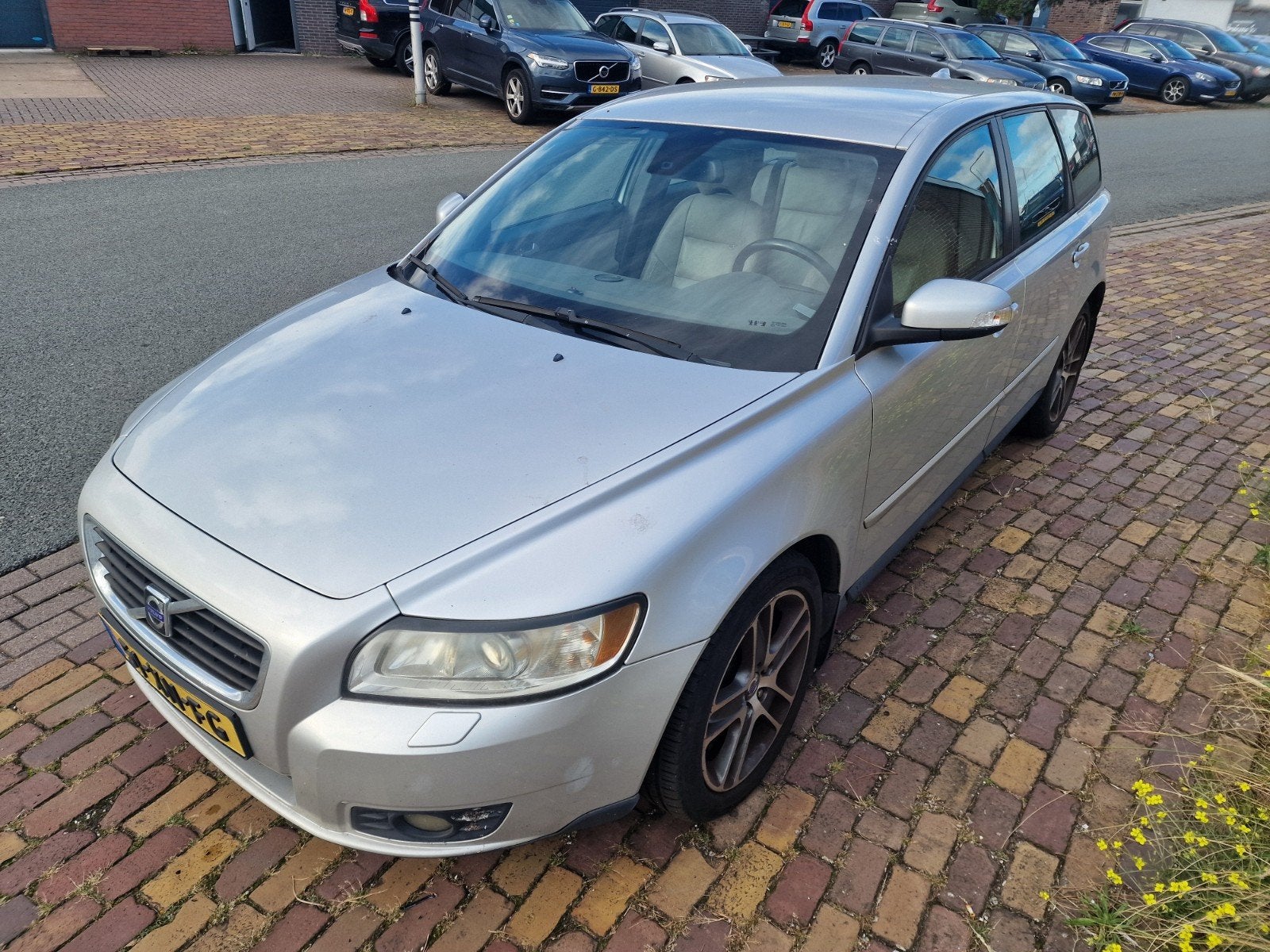 Volvo V50 2.4 140PK Geartronic 2007 Grijs, Auto's, 700 kg, 2435 cc, Grijs, V50