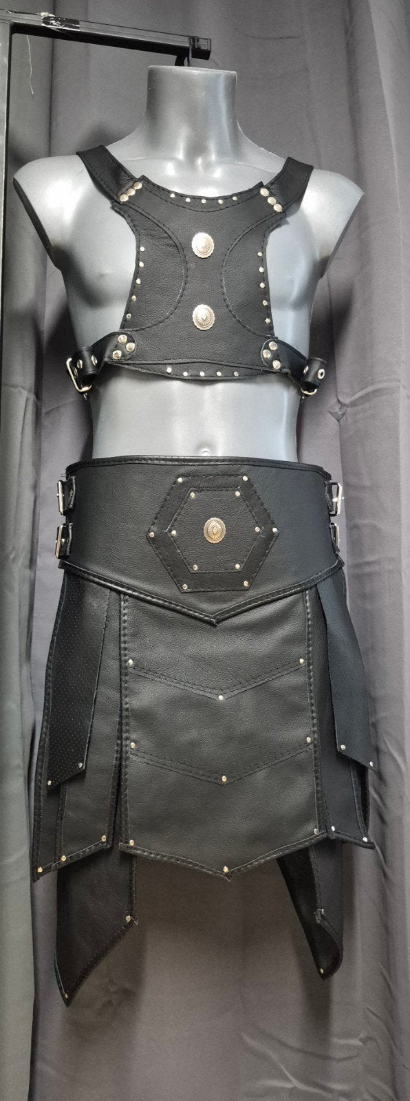 leren kinky warrior rok. bitch. wasteland.  toxic, Ophalen of Verzenden