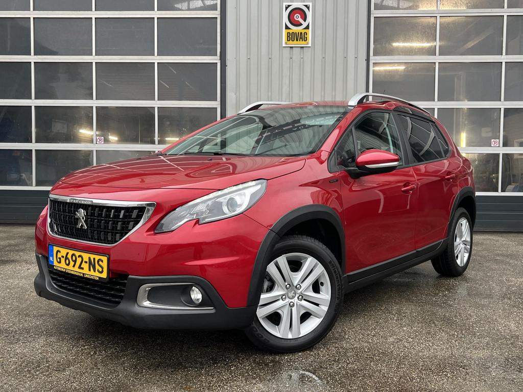 Peugeot 2008 1.2 PureTech Signature Navi Trekhaak LED Parkee, Voorwielaandrijving, Stof, 1199 cc, Origineel Nederlands