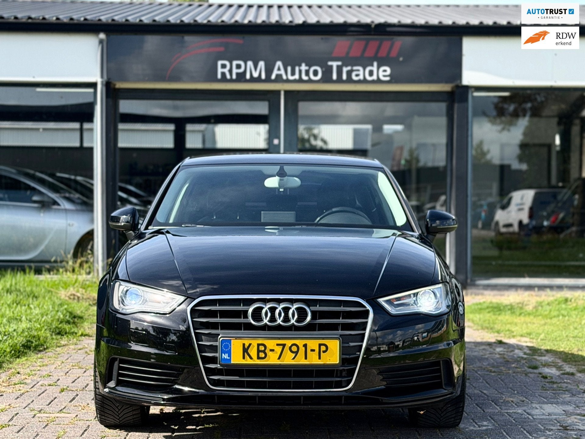 Audi A3 Limousine 1.4 TFSI Pro Line/Stoelverw/Trekh/PDC/6mnd, Auto's, Voorwielaandrijving, Gebruikt, 4 cilinders, Parkeersensor