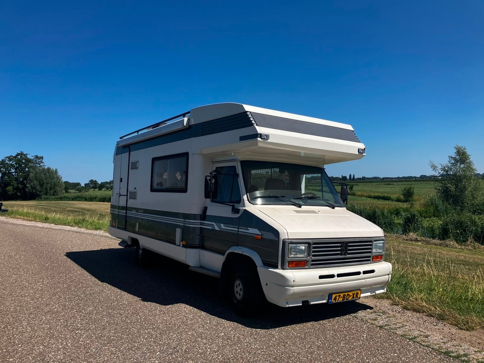 Peugeot Hobby  Camper - Klaar voor avontuur!, Caravans en Kamperen, Campers, Alkoof, Ringverwarming, Particulier, 5 tot 6 meter