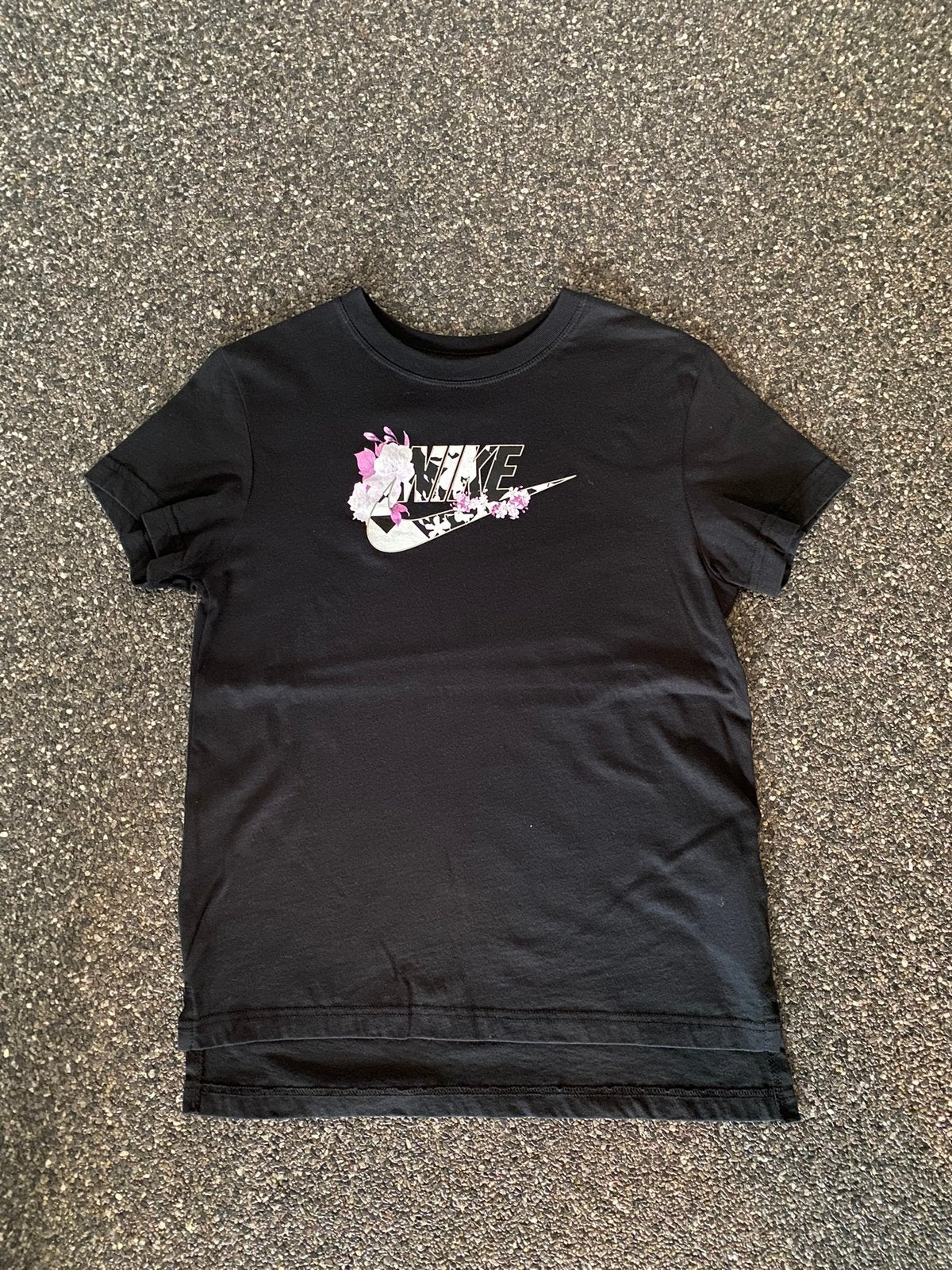 Nike t-shirt maat XL / 156-166, Ophalen, Zo goed als nieuw, Meisje, Shirt of Longsleeve