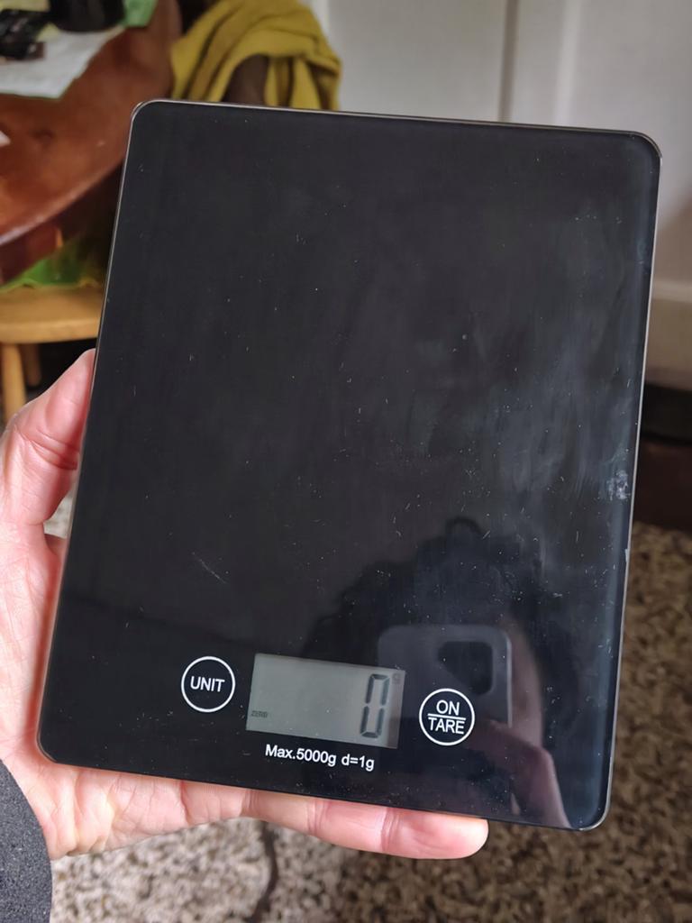 Hema Digitale keukenweegschaal - Max 5000g, d=1g, Witgoed en Apparatuur, Weegschalen, Ophalen of Verzenden