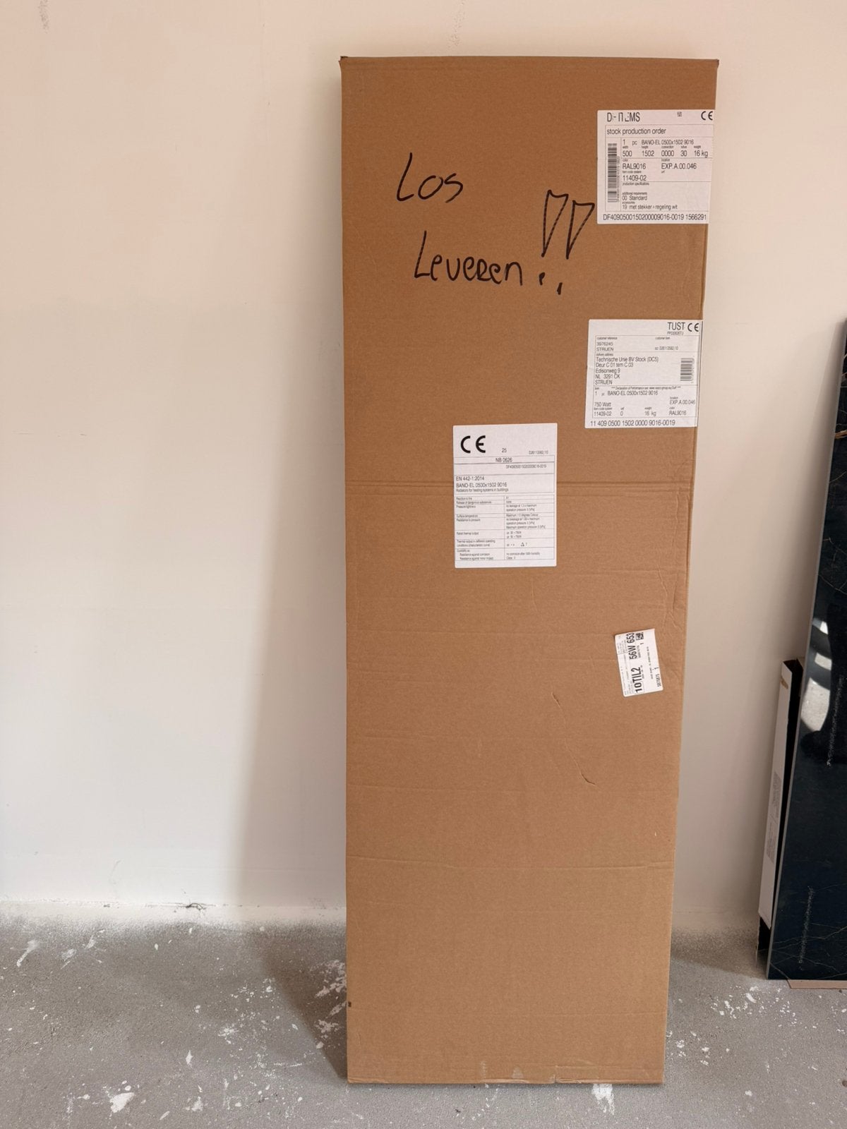 Nieuwe Vasco GK-EL Design Radiator Wit (RAL 9016) Ongeopend, Ophalen, Radiator, Nieuw, Minder dan 60 cm