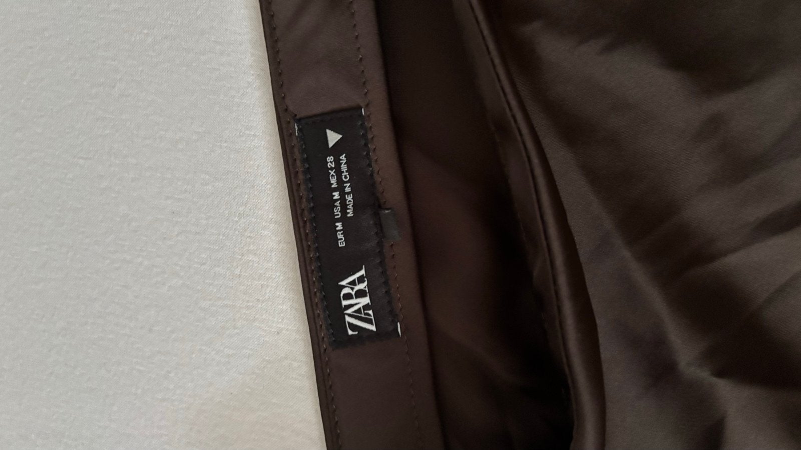 Zara satijnen maxi rok Bruin Maat M, Kleding | Dames, Bruin, Zo goed als nieuw, Onder de knie, Ophalen