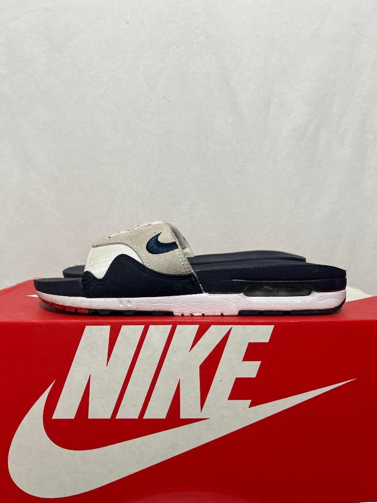 ALS NIEUW! Maat 38,5 - Nike Air Max 1 Slide Obsidian Red