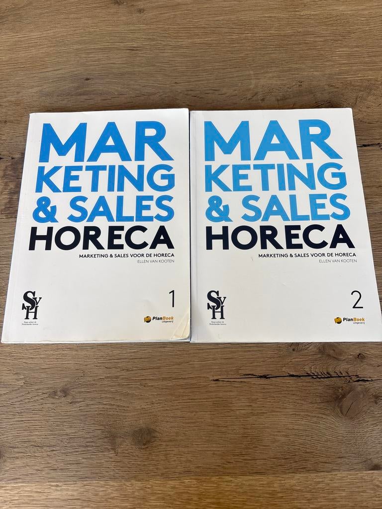 Marketing & Sales Horeca Boeken 1 & 2 - Ellen van Kooten, Ophalen of Verzenden, Gamma, Gelezen, HBO