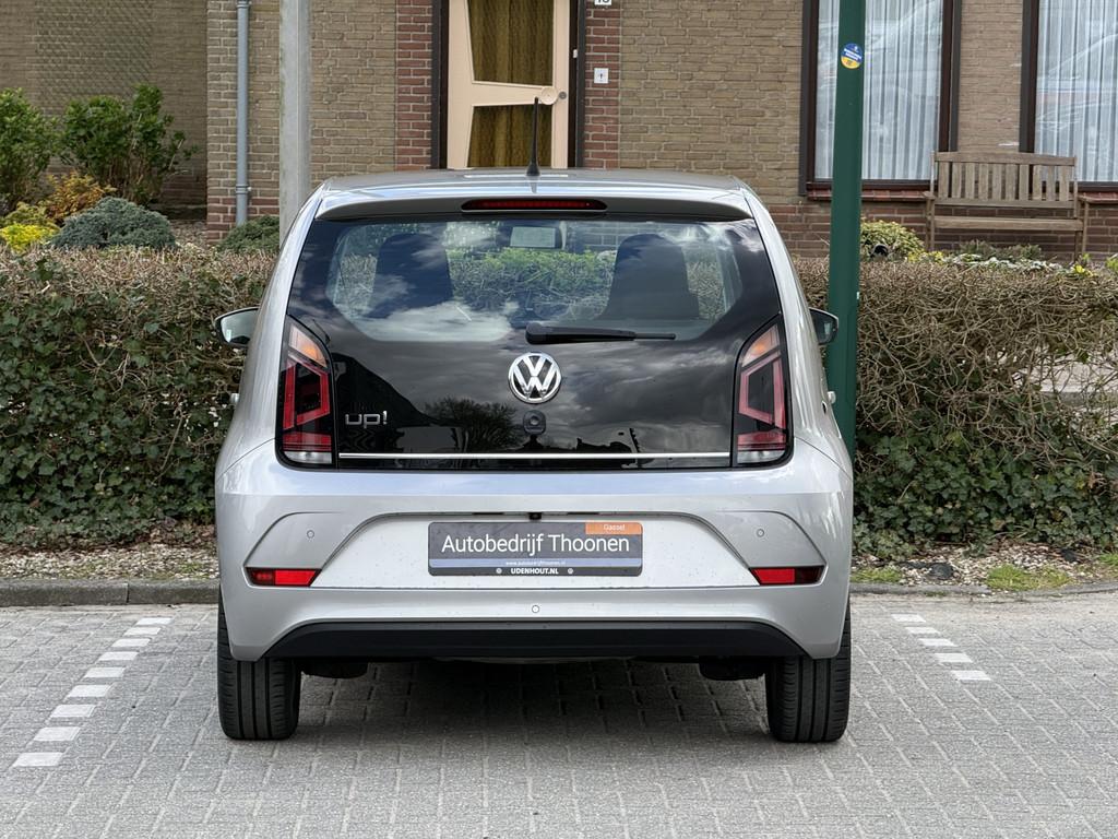 Volkswagen up! 1.0 BMT high up! (bj 2018), Auto's, Voorwielaandrijving, Stof, Gebruikt, Origineel Nederlands
