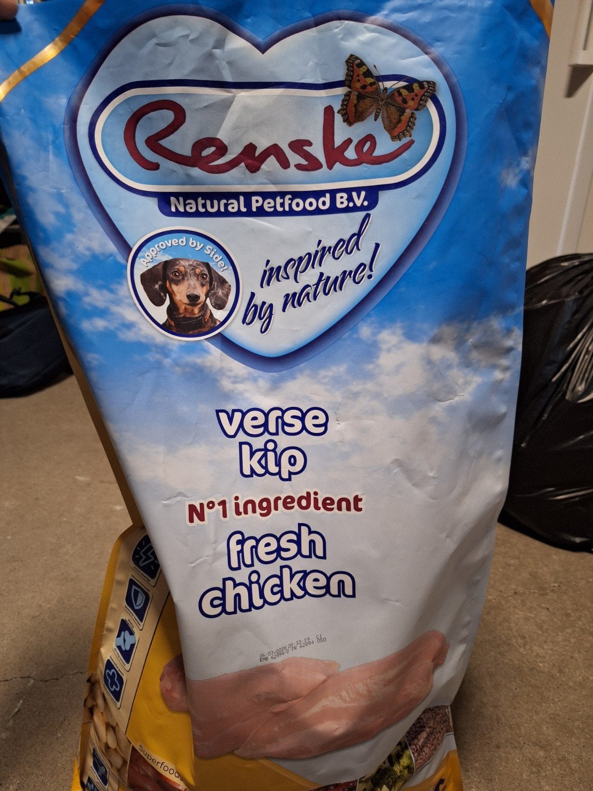 Renske - hondenbrok kip, Dieren en Toebehoren, Ophalen of Verzenden, Hond