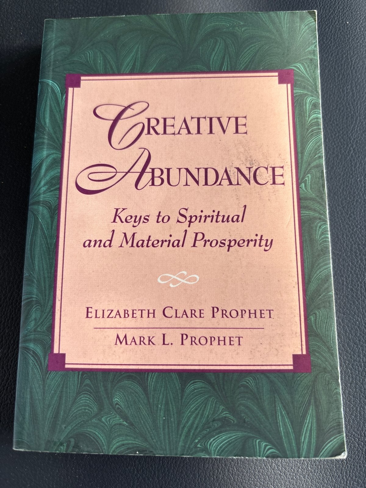 Creative Abundance: Sleutels tot Spirituele en Materiële Wel, Ophalen of Verzenden, Gelezen, Spiritualiteit algemeen, Instructieboek
