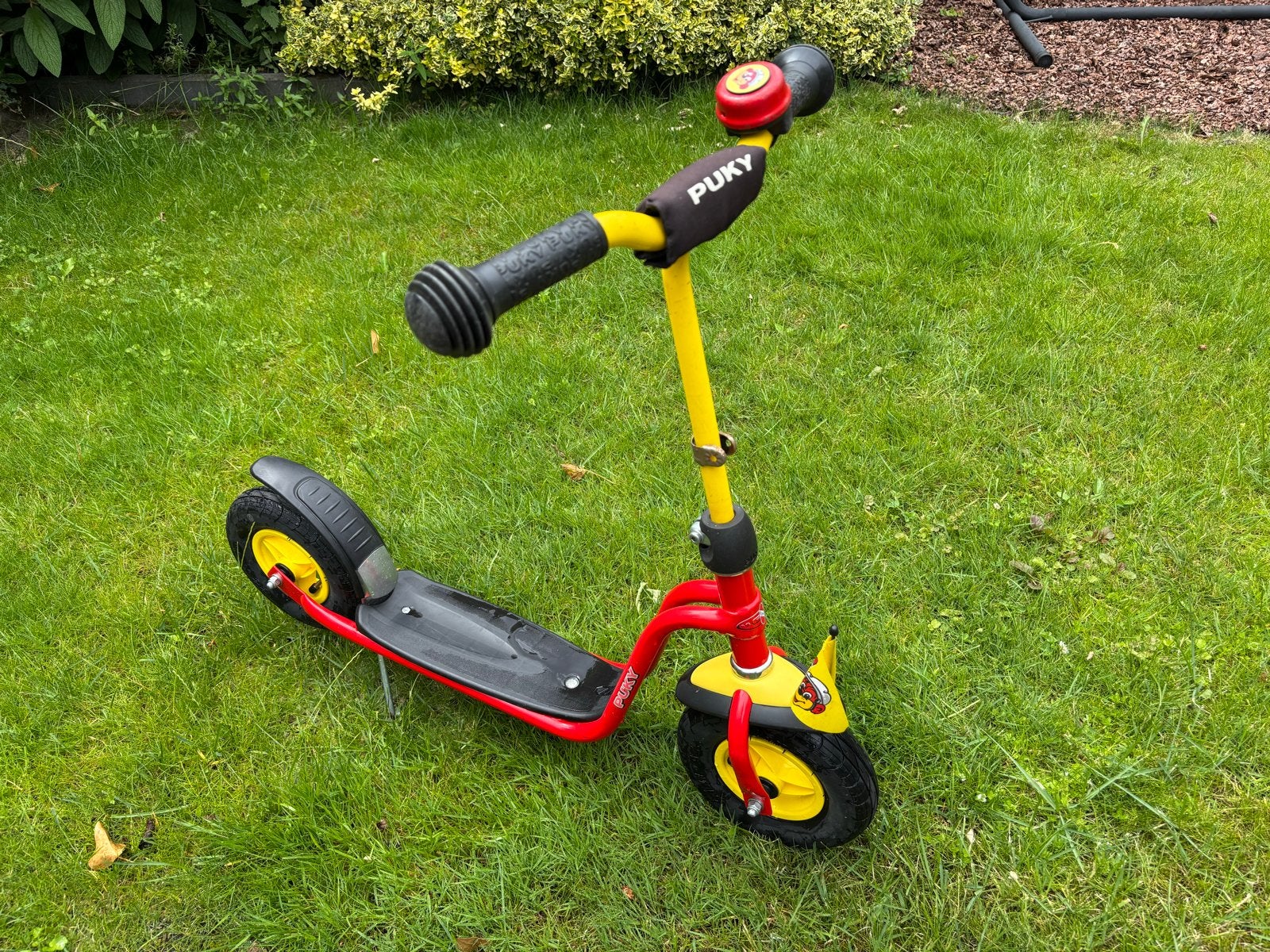 Puky step rood/geel, zo goed als nieuw, Fietsen en Brommers, Steps, Ophalen, Gebruikt, Gewone step