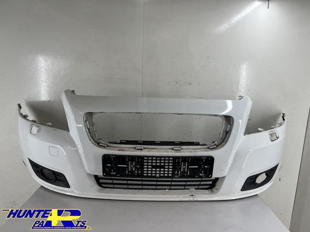 Voorbumper wit 614-46 Volvo V50 ('07-'12) 30744976, Gebruikt, Voor, Ophalen of Verzenden