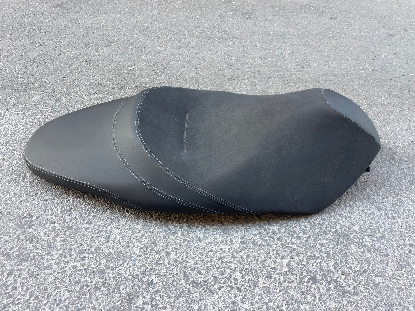 Piaggio mp3 300 HPE zadel buddy, Motoren, Tuning en Styling, Ophalen of Verzenden