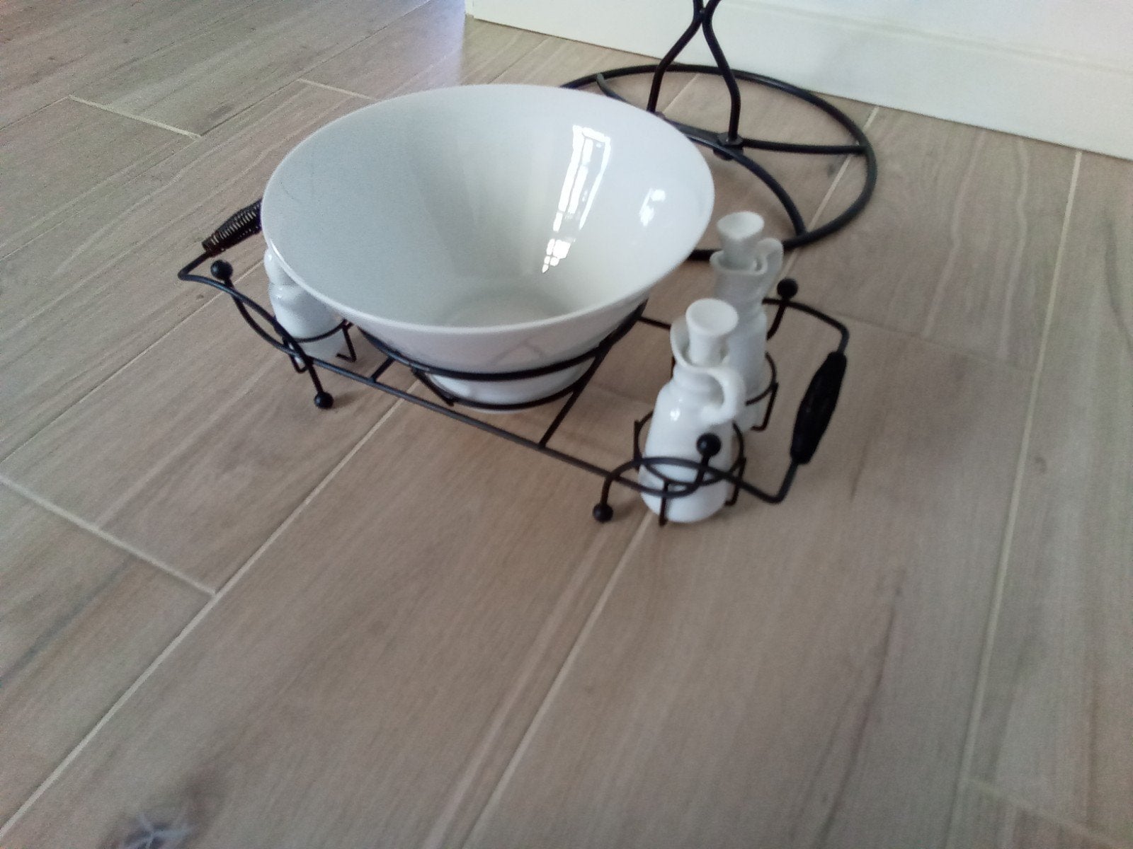 Slakom in prachtig rek met olie/azijn stel en zoutstrooier v, Ophalen of Verzenden, Nieuw