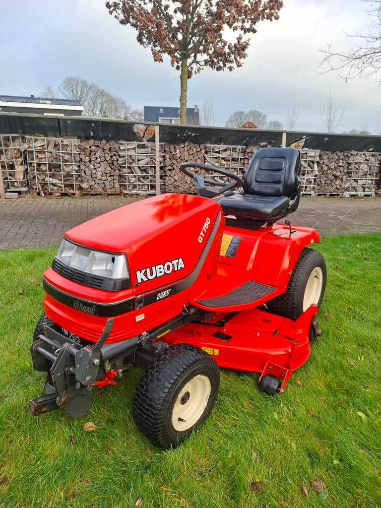 Nette Kubota GT750 3 Cilinder Diesel, Ophalen, 120 cm of meer