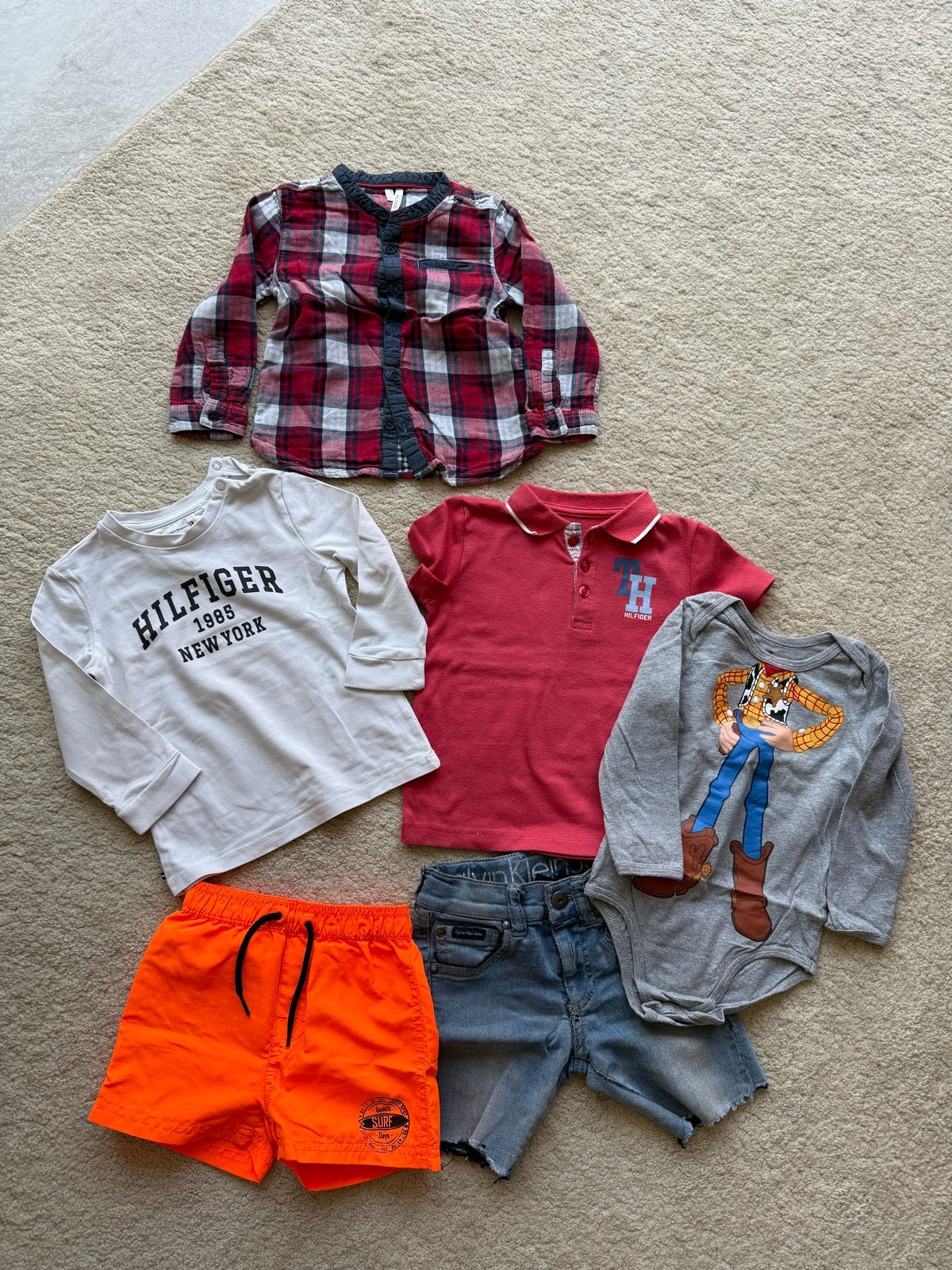 Kledingpakket 6 stuks jongens: Tommy Hilfiger, Disney, CK, Kinderen en Baby's, Babykleding | Maat 86, Ophalen of Verzenden, Zo goed als nieuw
