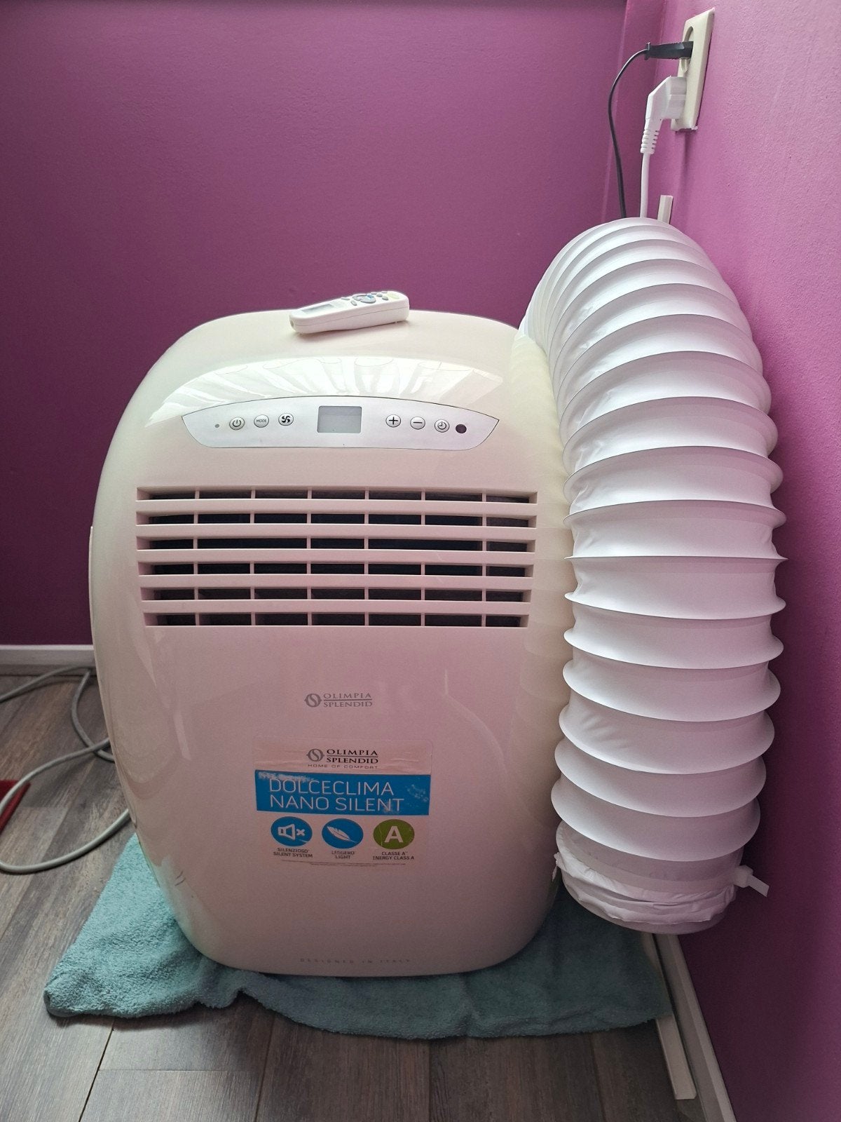 mobiele airco     afhalen in hoogeveen, Ophalen, Mobiele airco, Minder dan 60 m³, 3 snelheden of meer
