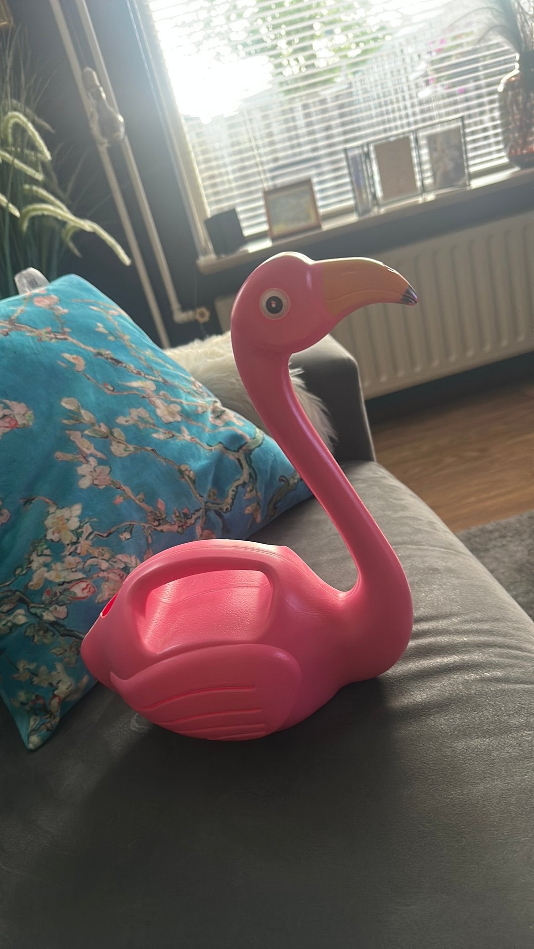 Te koop; flamenco gieter, Ophalen of Verzenden, Kunststof