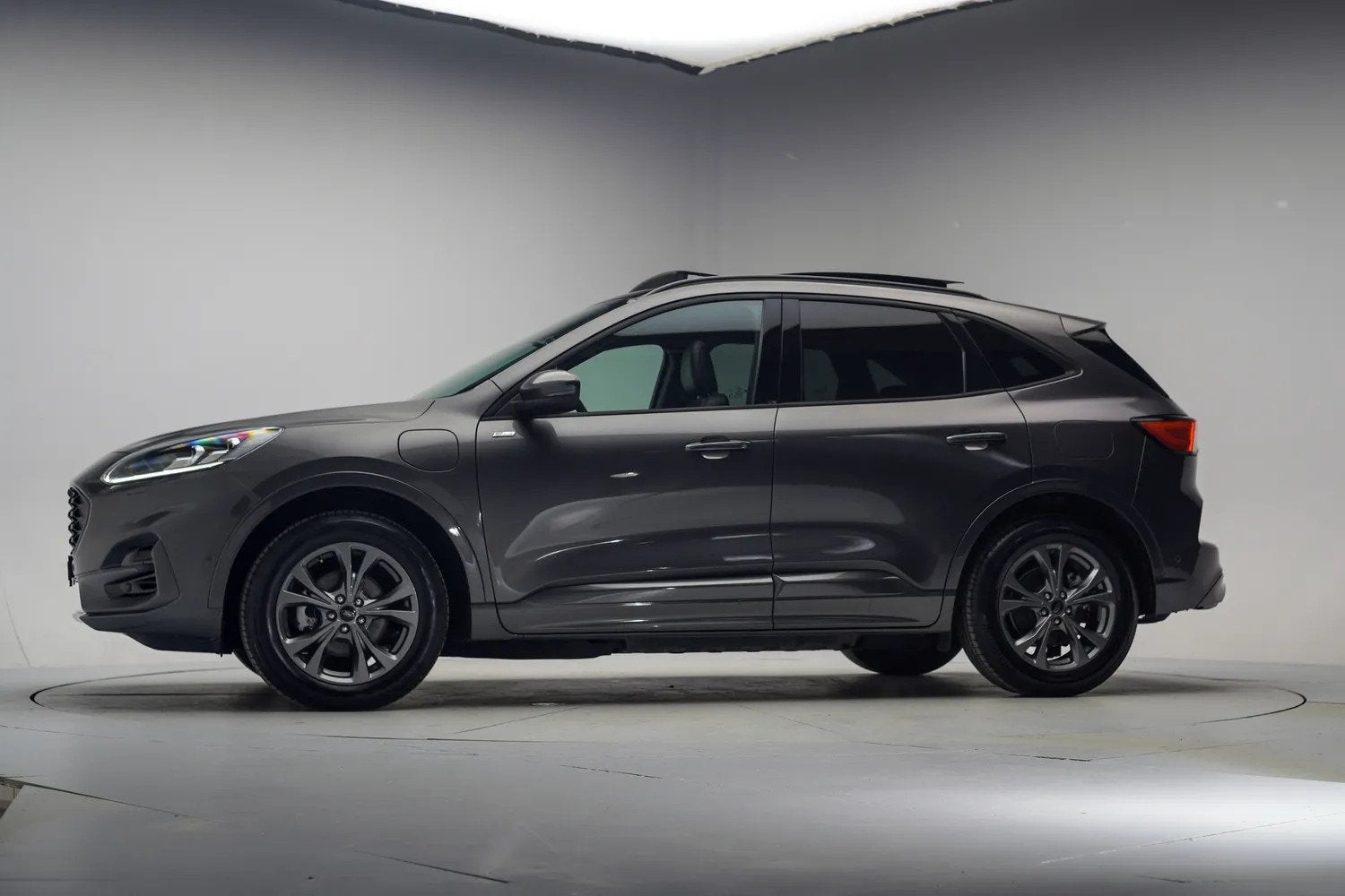 Ford Kuga 2.5 PHEV ST-Line X Aut. [ Panoramadak Adapt.cruise, Auto's, Automaat, 14 kWh, Gebruikt, 4 cilinders