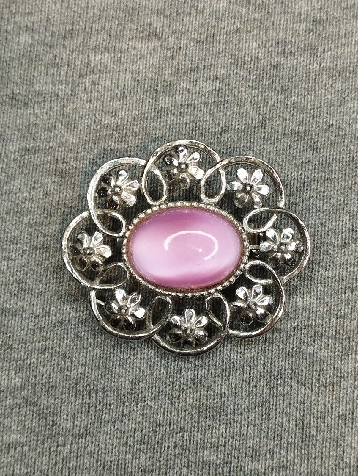 Prachtige vintage lollybloembroche, Sieraden, Tassen en Uiterlijk, Ophalen of Verzenden, Zo goed als nieuw, Overige materialen