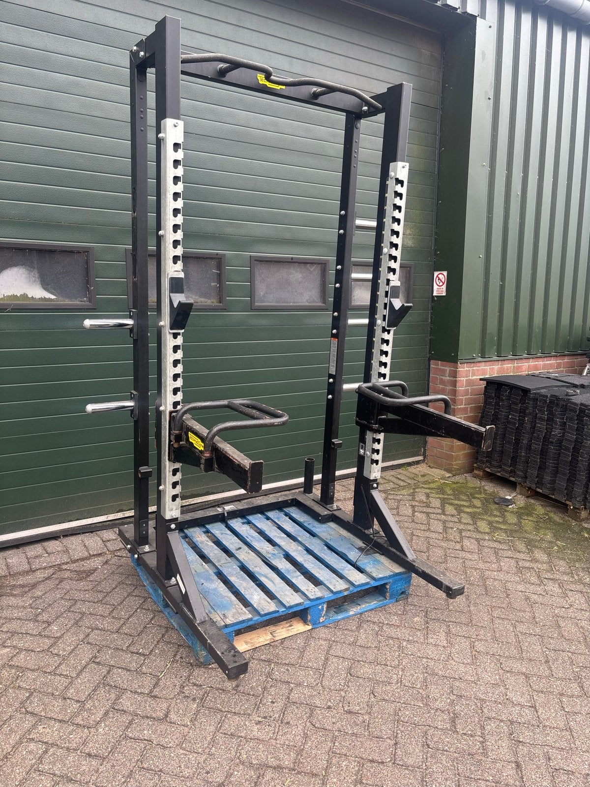 Technogym Pure Strength Half Rack - Krachtstation