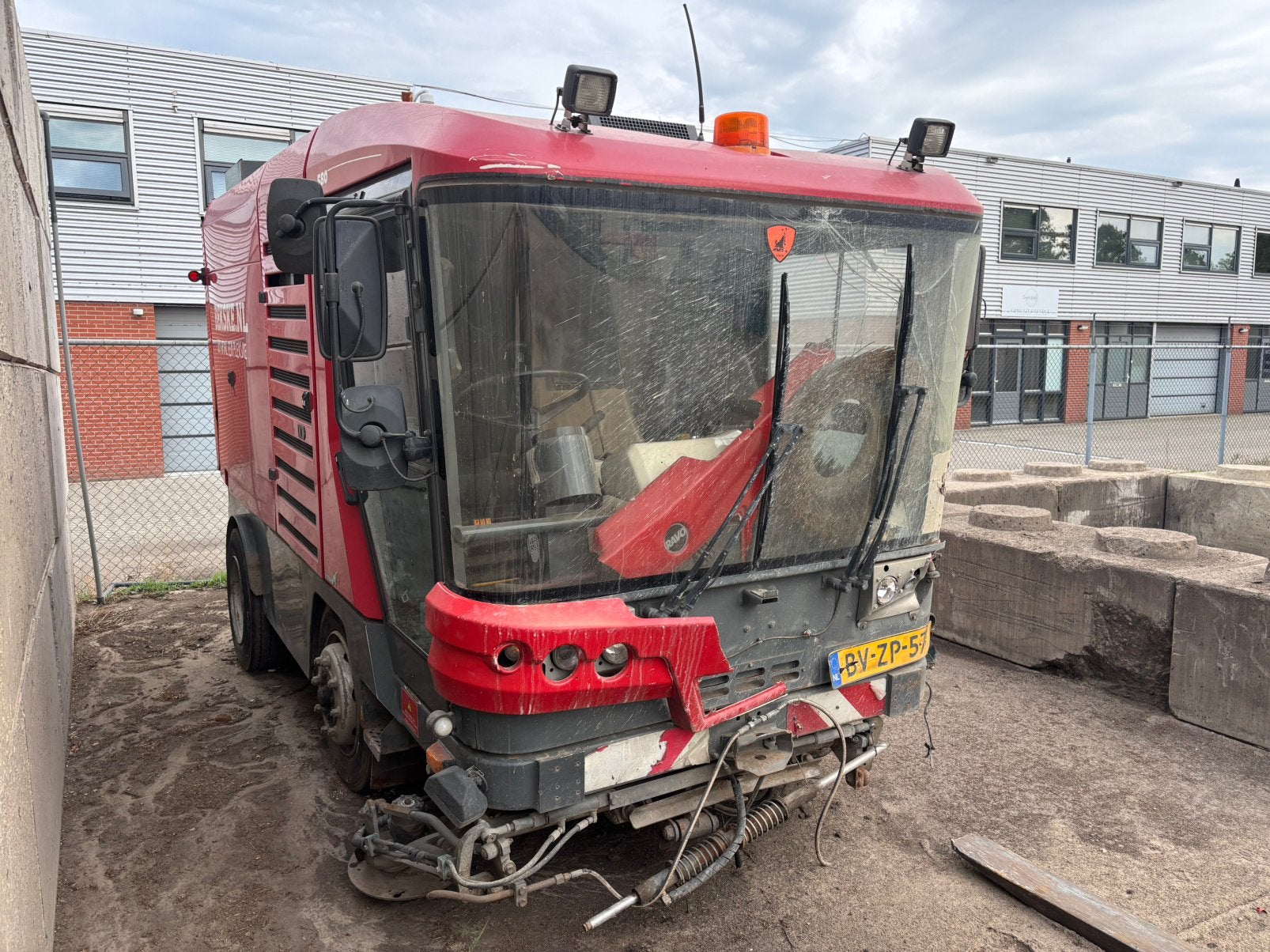 Ravo 580 veegzuigwagen, Zakelijke goederen, Machines en Bouw | Tuin, Park en Bosbouw, Ophalen, Overige typen