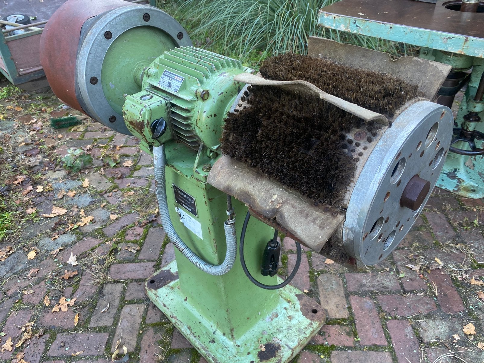 Schuur-/ polijstmachine, Doe-het-zelf en Verbouw, Ophalen, Gebruikt, 1200 watt of meer, Vlakschuurmachine