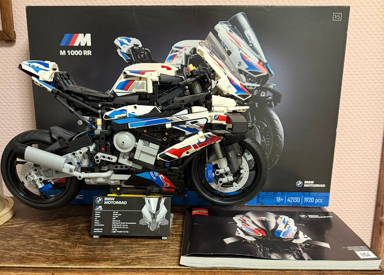 LEGO Technic 42130 BMW M 1000 RR Motorfiets, Ophalen of Verzenden, Zo goed als nieuw