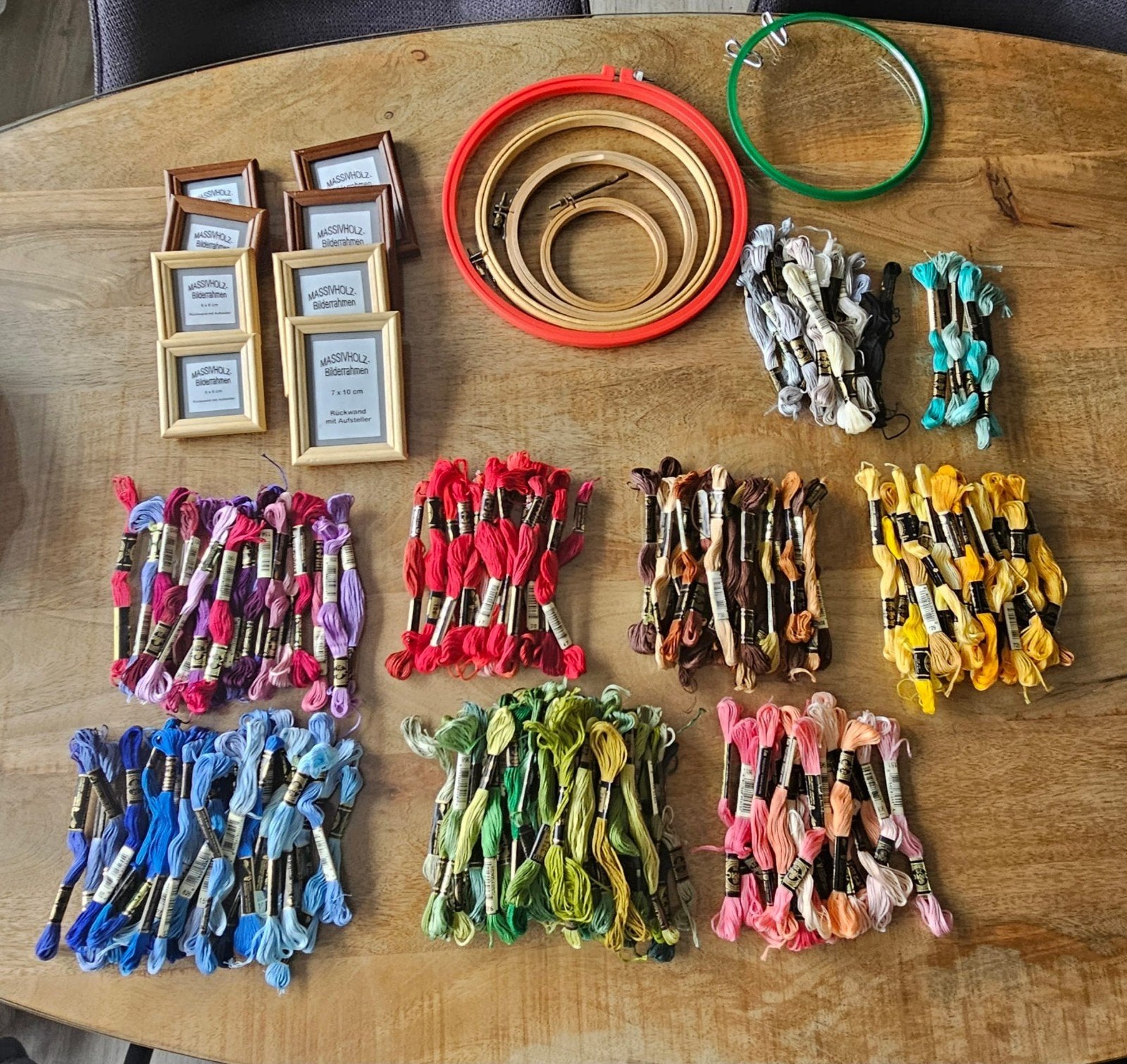 Borduurgaren, borduurringen en mini fotolijstjes, Ophalen, Gebruikt, Handborduren, Borduurgaren of Zijde