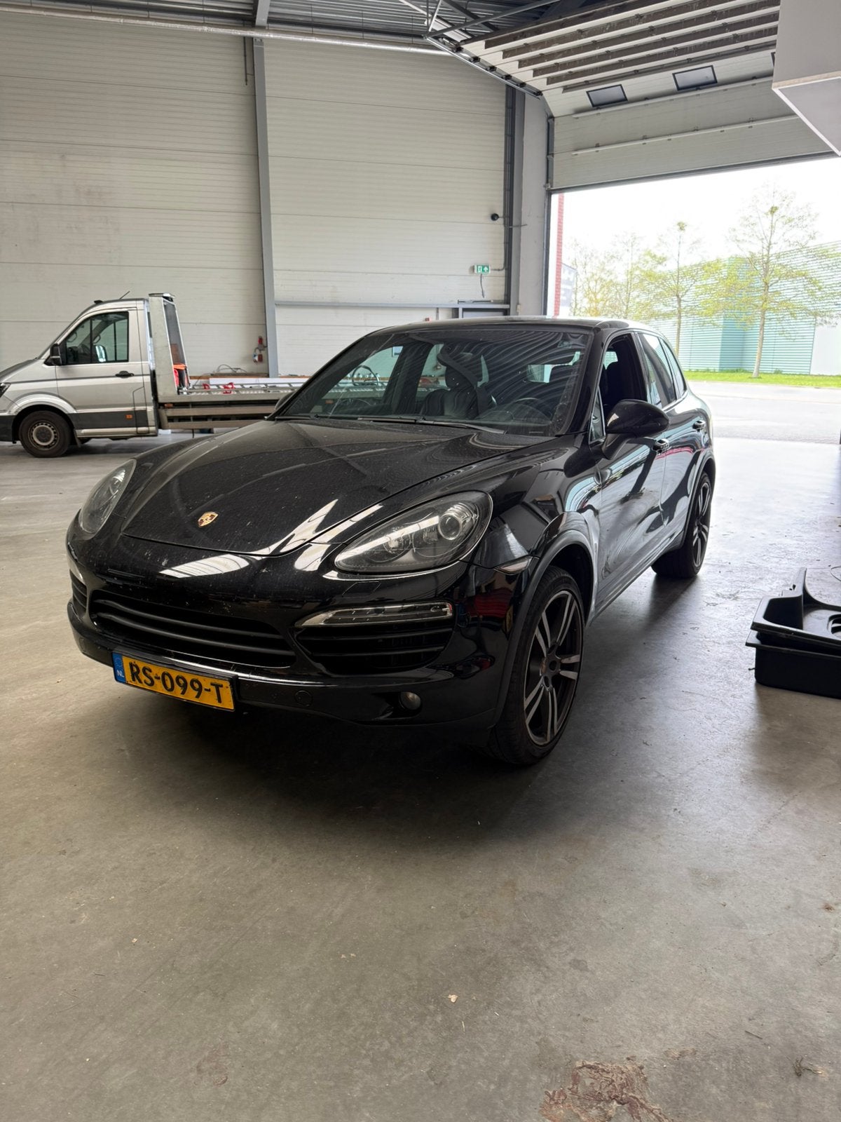 Porsche Cayenne 3.0 D  2013 Zwart, Auto's, Automaat, Cayenne, 255 €/maand, Zwart