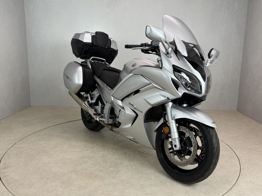 Yamaha FJR 1300 ABS (bj 2018), Klantenservice@yamaha-motor.nl, Meer dan 35 kW, Toermotor, Koolhovenlaan 101
1119 NC  Schiphol-Rijk, NL