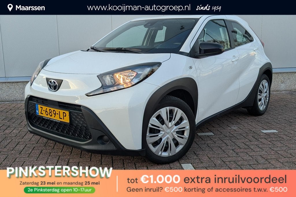 Toyota Aygo X 1.0 VVT-i MT Play |Apple CarPlay/Android Auto|, Stof, Gebruikt, 920 kg, Start-stop-systeem