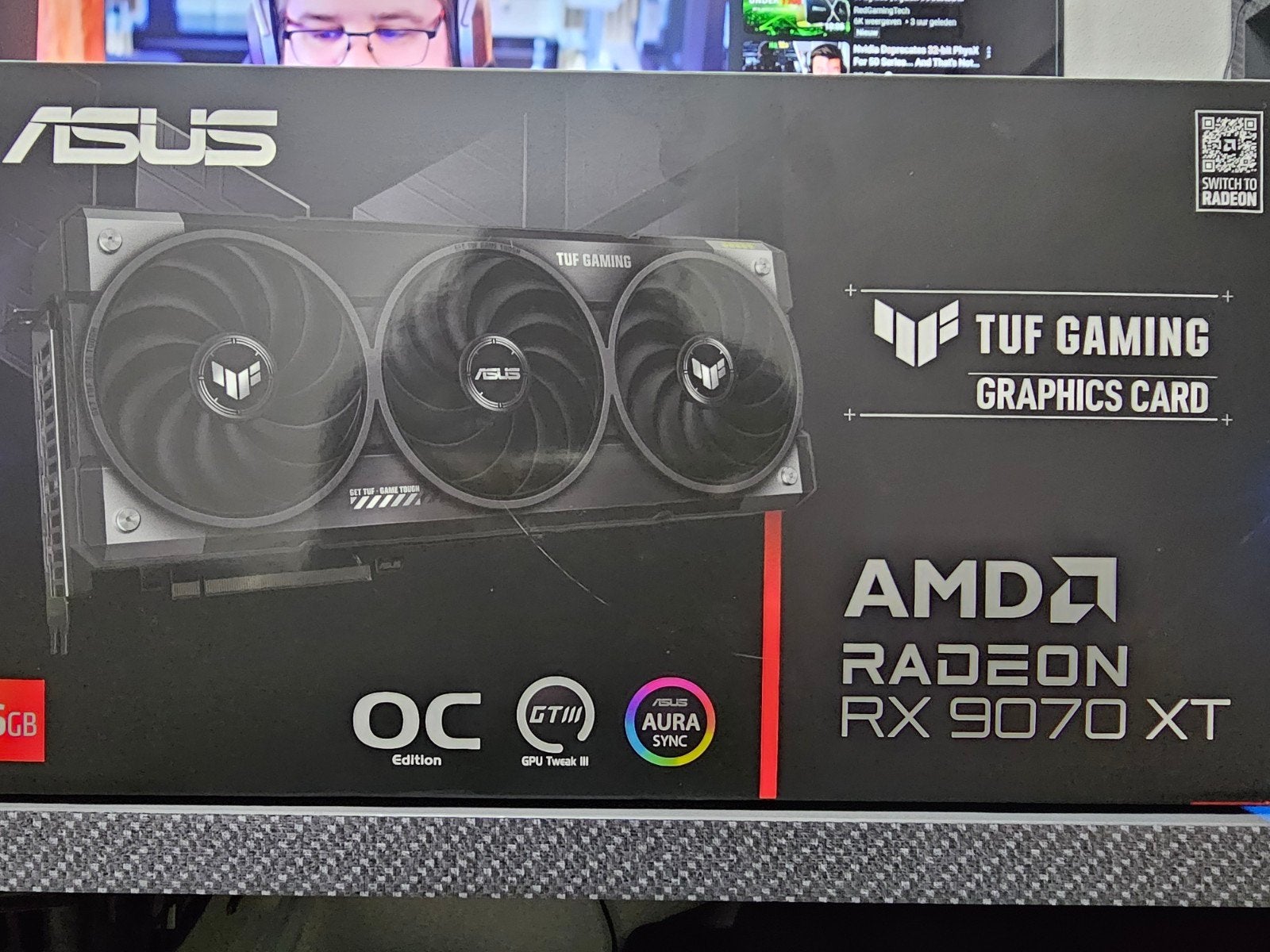 ASUS TUF Gaming AMD Radeon RX 9070 XT Grafische Kaart, Computers en Software, Videokaarten, Ophalen, Zo goed als nieuw, GDDR6