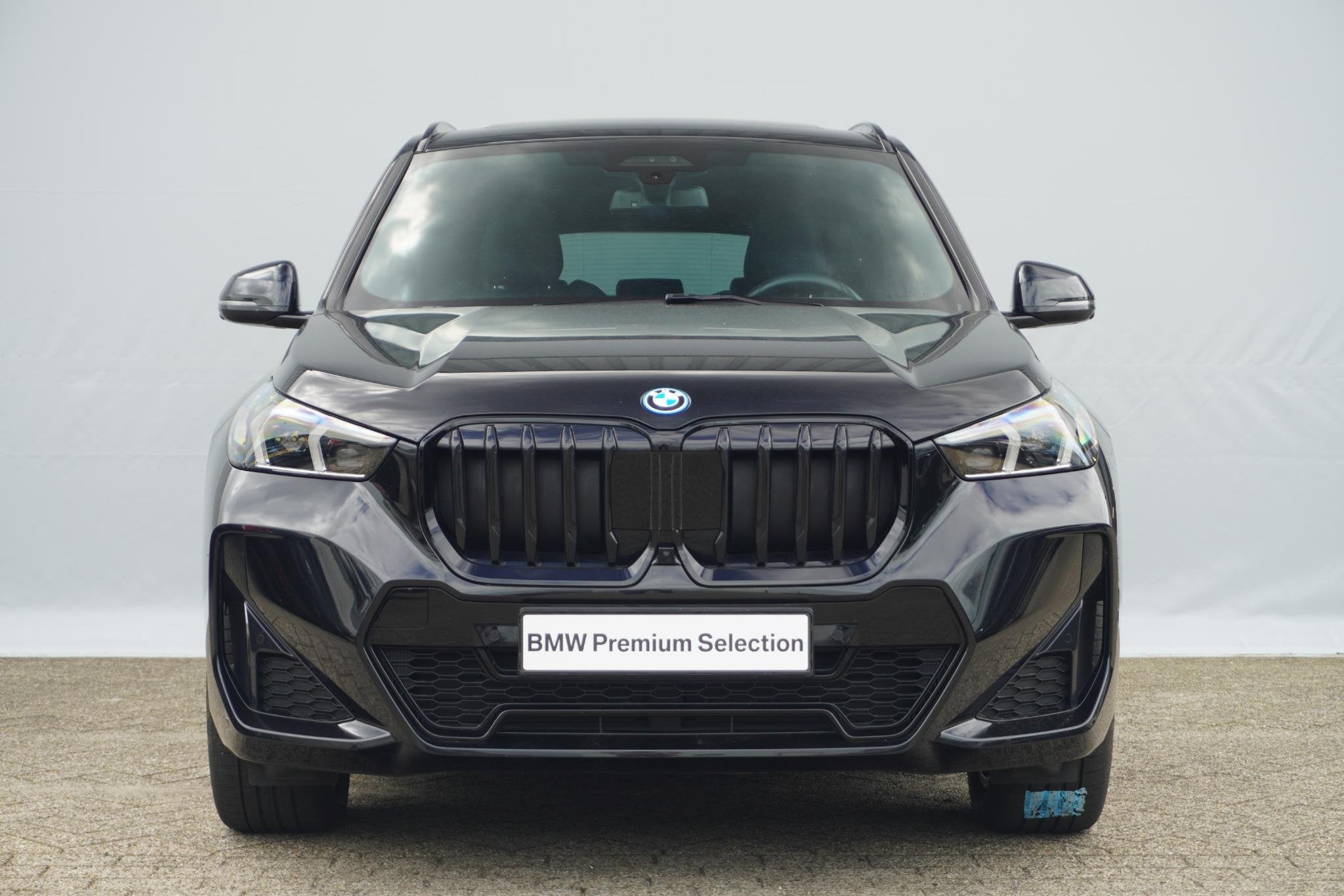BMW X1 xDrive30e | M Sportpakket | Panoramadak | Elektrisch, Elektrische stoelverstelling, Bedrijf, Vierwielaandrijving, Hybride Elektrisch/Benzine