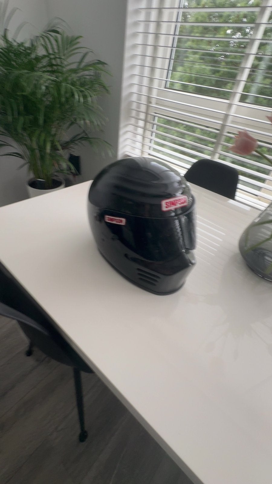 Simpson motorhelm maat L/XL, zwart - Slechts 1 keer gedragen, Motoren, Overige merken, Heren, XL, Ophalen of Verzenden