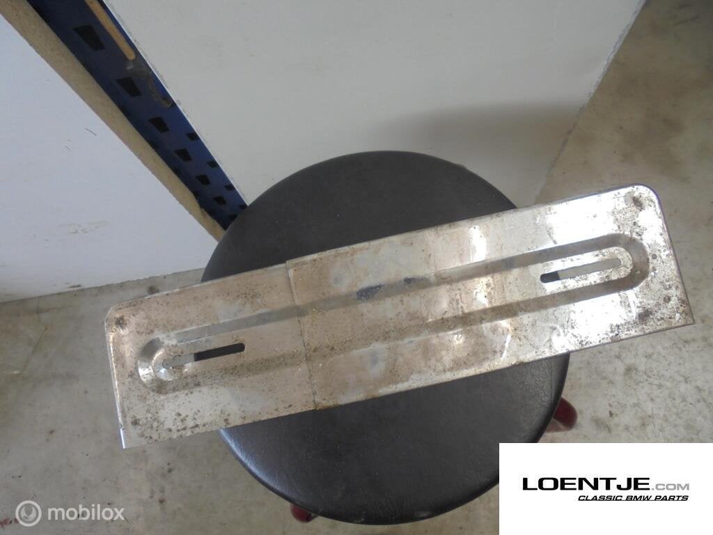 Kentekenplaathouder BMW 02 1502 1602 1802 2002, Auto-onderdelen, Carrosserie en Plaatwerk, Gebruikt, Ophalen of Verzenden, BMW