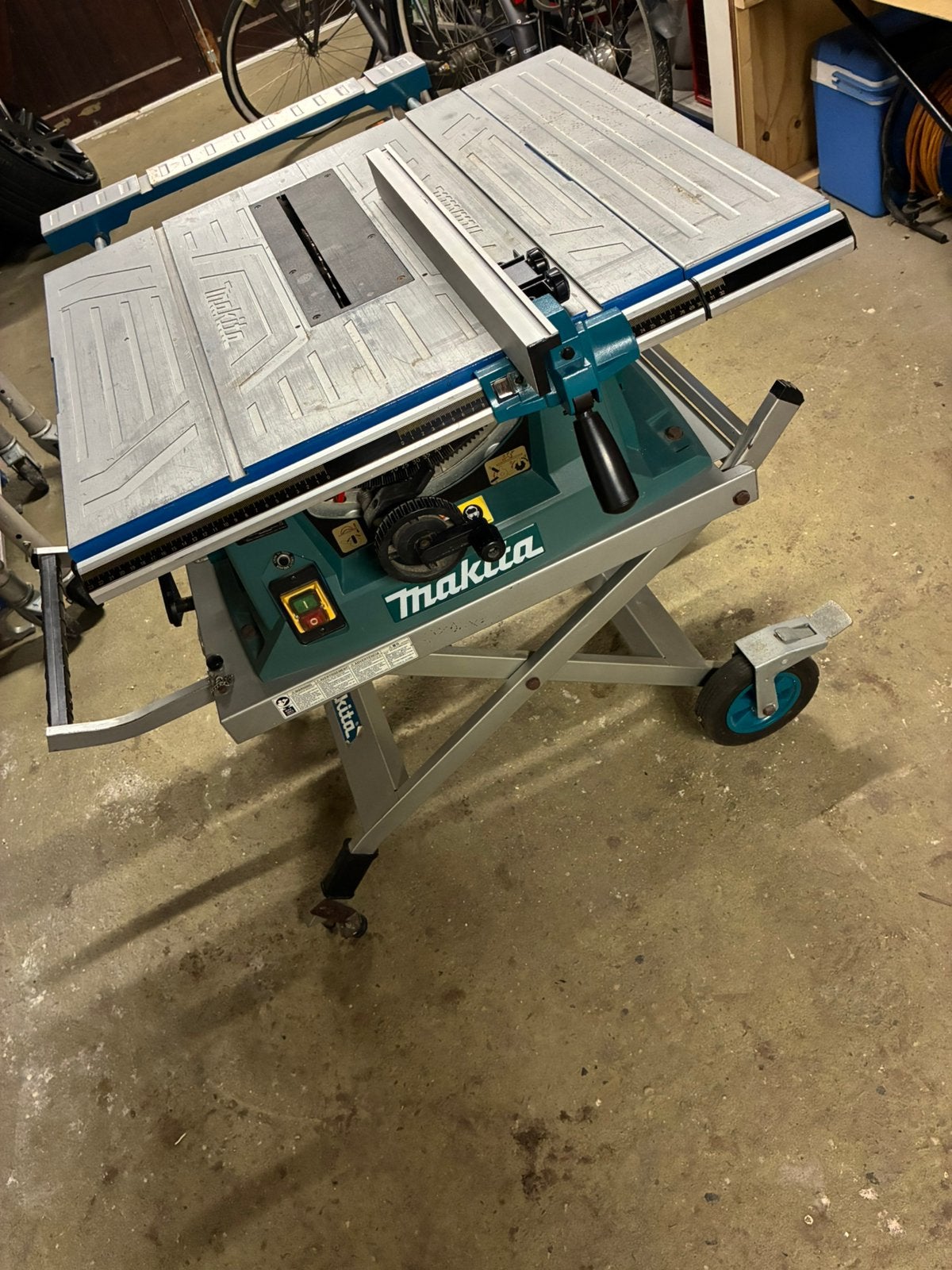 Tafelzaag makita, Ophalen, 70 mm of meer, Overige typen, Zo goed als nieuw